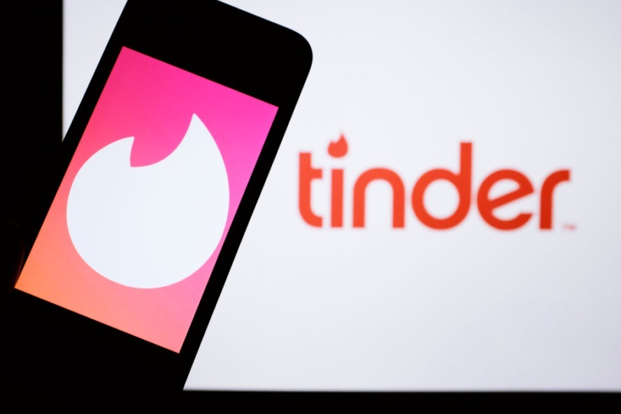 Red Flags To Look For In Tinder Profiles